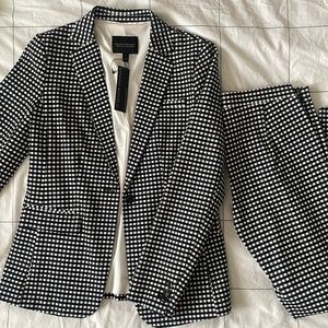 Banana Republic suit